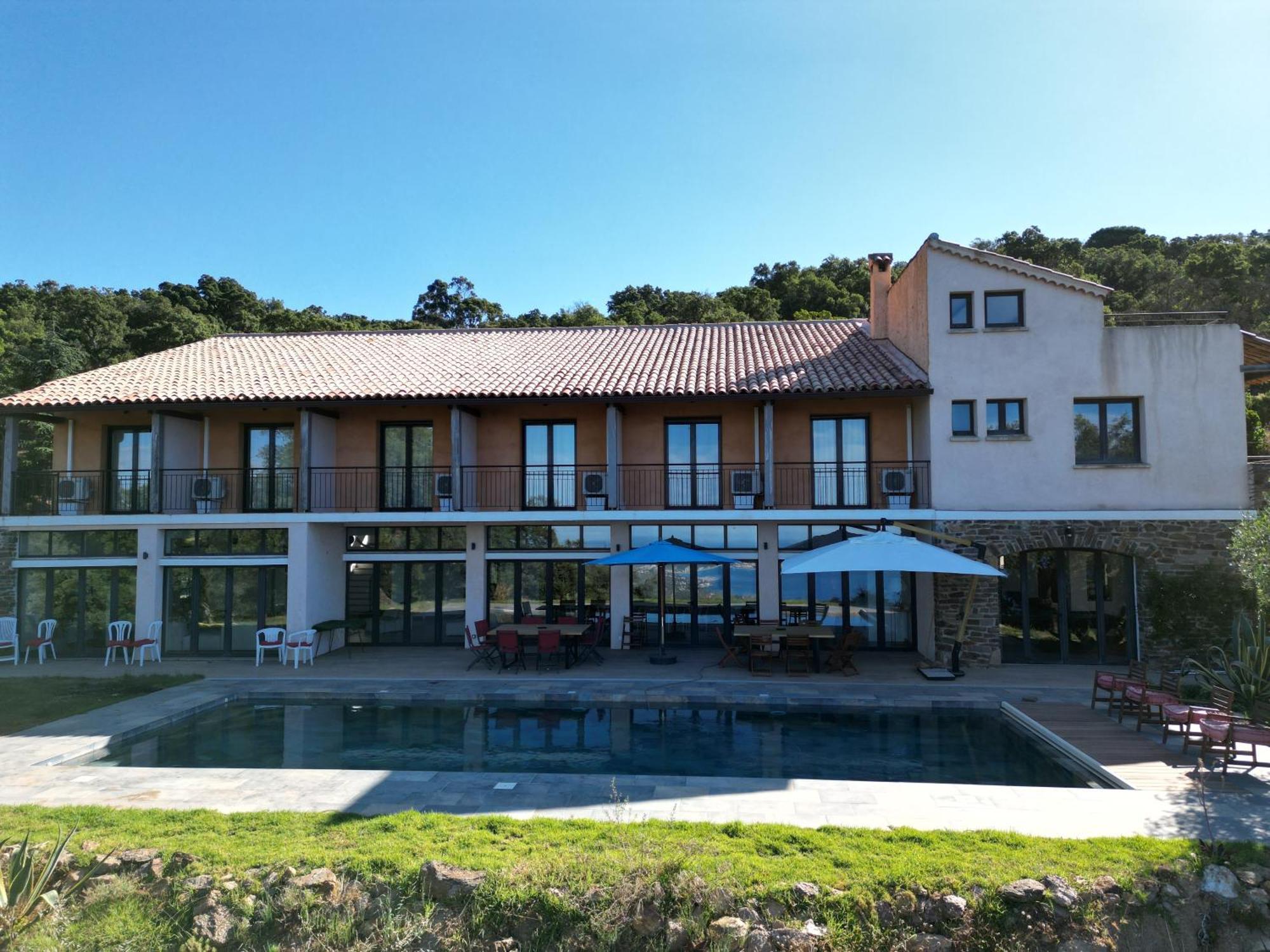 Grande Villa 750 M2 Le Mas Des Chenes Bormes-les-Mimosas Exterior photo